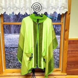 Tejidos Camm Embroidered Alpaca Wool‎ Buttoned HandKnitted Collar Sz OS Poncho
